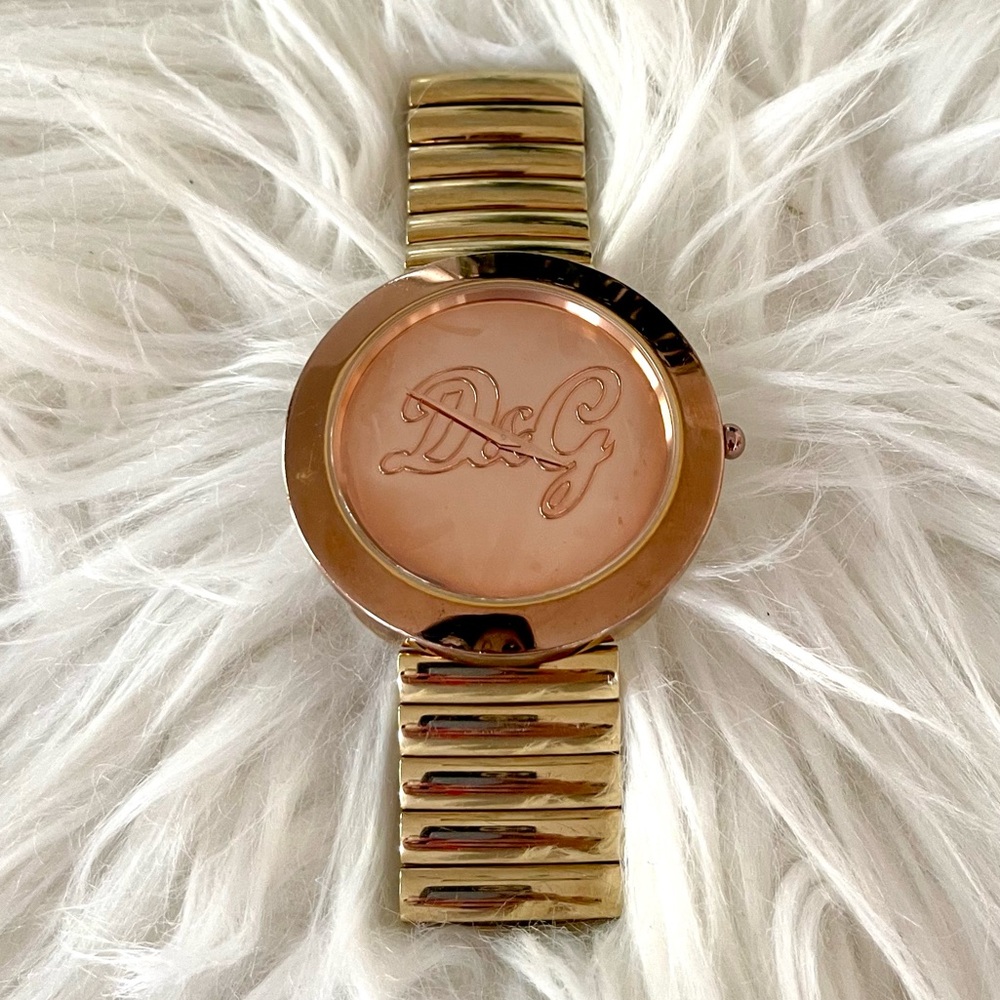 Dolce & Gabbana D&G Time Vintage Gold Rose Watch Stainless Steel Water Resistant